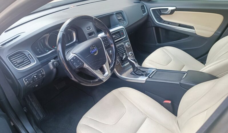 Volvo V60 2015 D2 + Δερμάτινο Σαλόνι full