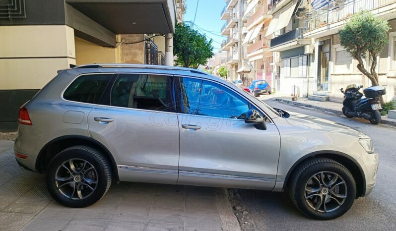Volkswagen Touareg 2010 V6 TSI HYBRID full