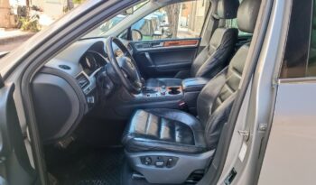 Volkswagen Touareg 2010 V6 TSI HYBRID full