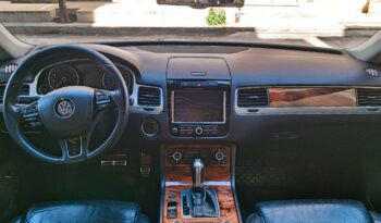 Volkswagen Touareg 2010 V6 TSI HYBRID full