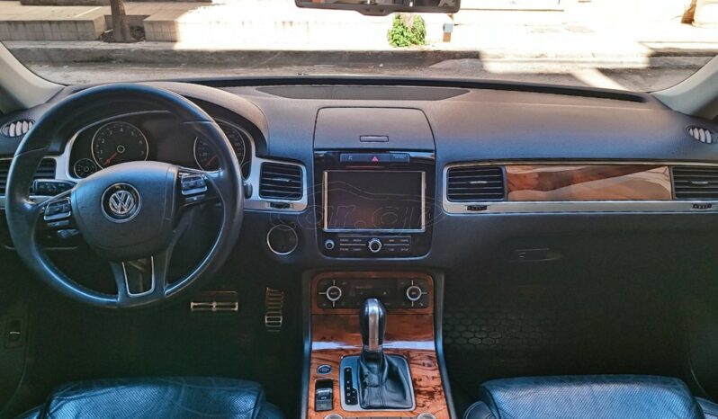 Volkswagen Touareg 2010 V6 TSI HYBRID full