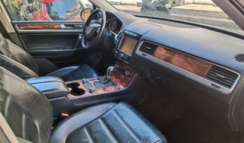 Volkswagen Touareg 2010 V6 TSI HYBRID full