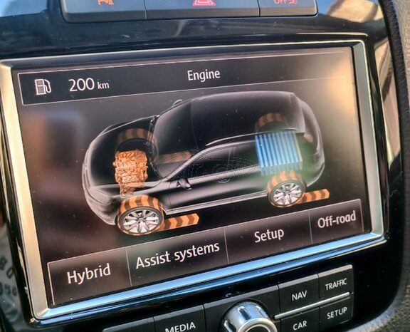 Volkswagen Touareg 2010 V6 TSI HYBRID full