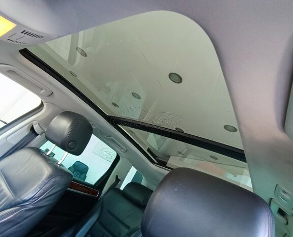 Volkswagen Touareg 2010 V6 TSI HYBRID full
