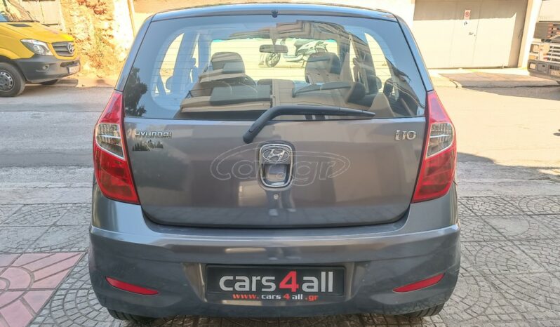 Hyundai i 10 2011 full