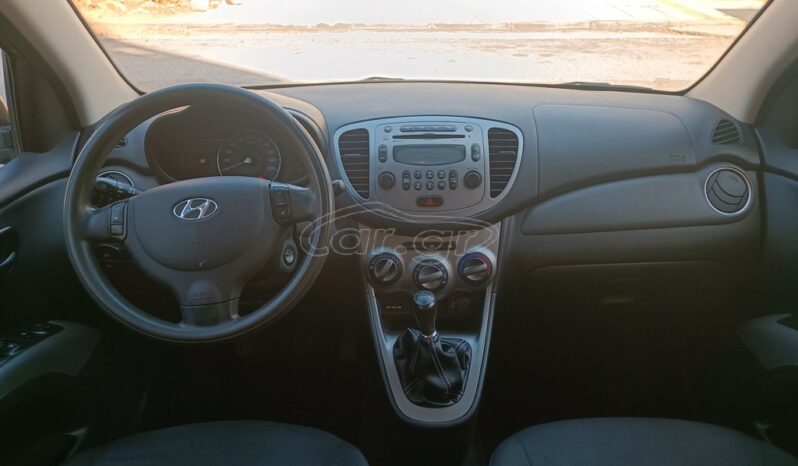 Hyundai i 10 2011 full