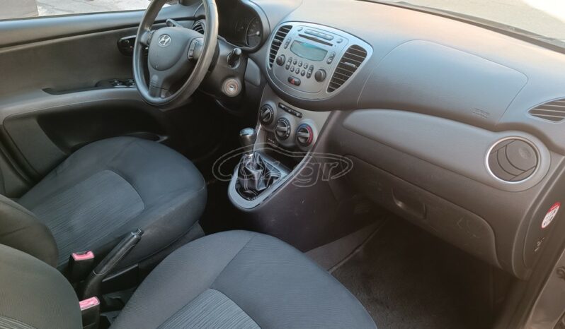 Hyundai i 10 2011 full