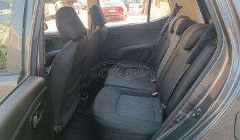 Hyundai i 10 2011 full