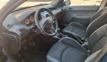 Peugeot 206 2006 1.4 16V 90PS full