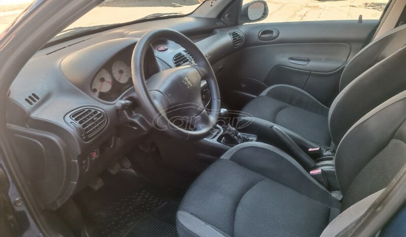 Peugeot 206 2006 1.4 16V 90PS full