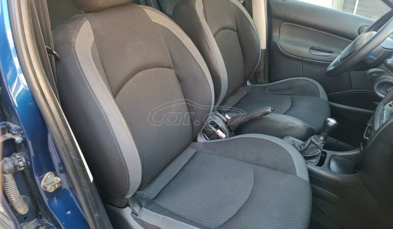 Peugeot 206 2006 1.4 16V 90PS full