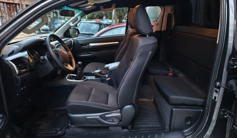 Toyota Hilux 2024 XTRA CAB 2.8 TD SPECIAL 4X4 full