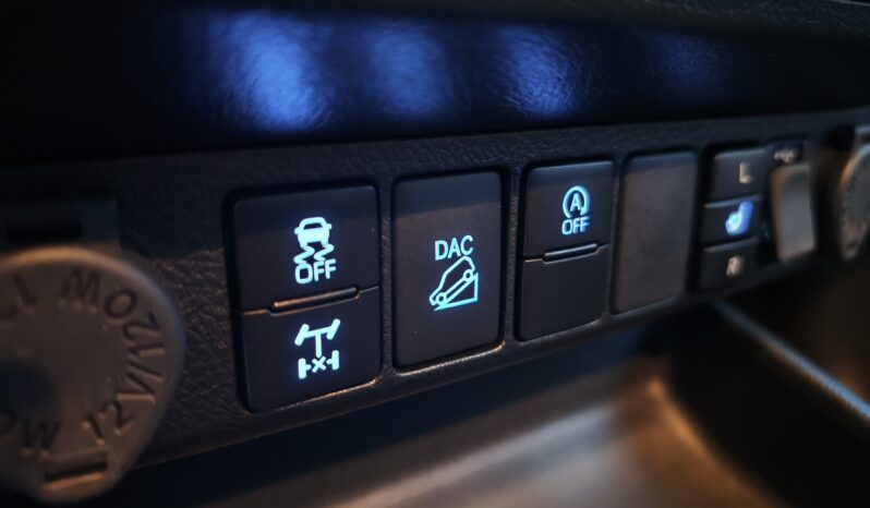 Toyota Hilux 2024 XTRA CAB 2.8 TD SPECIAL 4X4 full