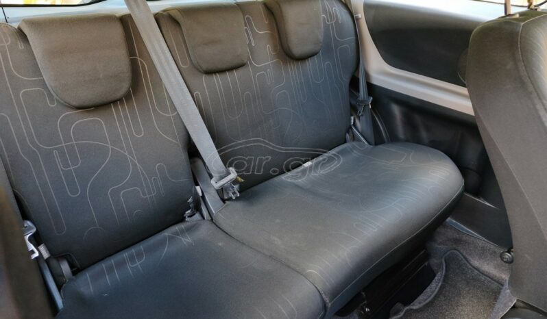 Toyota Yaris 2009 1300 VVTI full